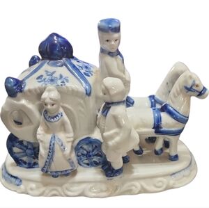 Collector Blue and White Porcelain Carriage Figurine